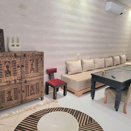 Riad Isahiac Avec Piscine En Exclusivite Marrakesh Extérieur photo