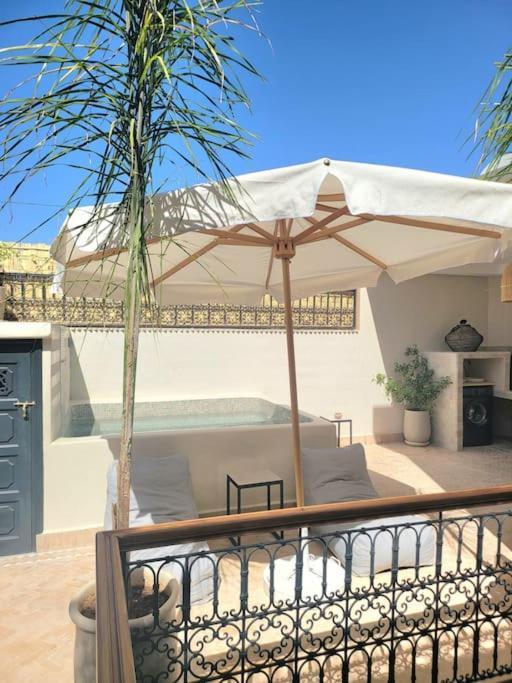 Riad Isahiac Avec Piscine En Exclusivite Marrakesh Extérieur photo