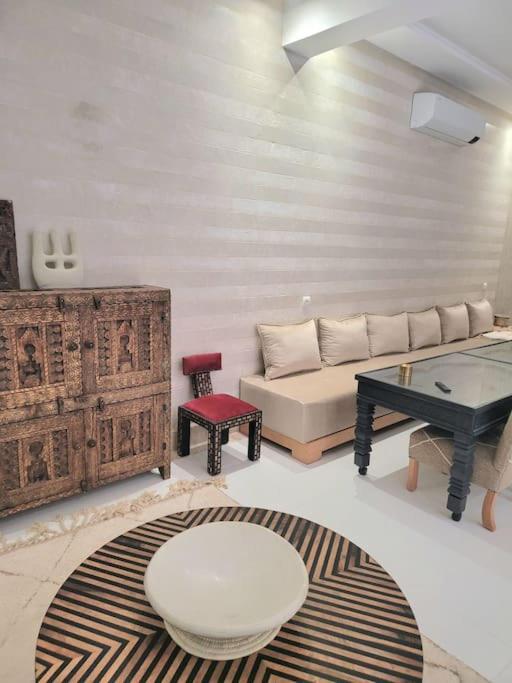 Riad Isahiac Avec Piscine En Exclusivite Marrakesh Extérieur photo