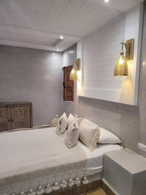 Riad Isahiac Avec Piscine En Exclusivite Marrakesh Extérieur photo