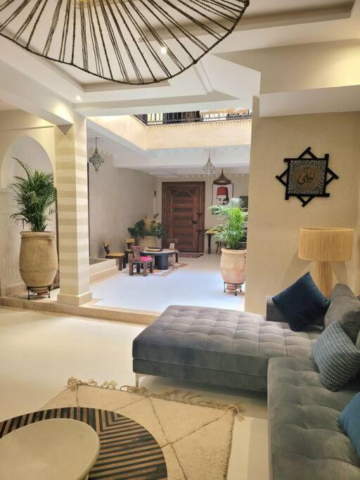 Riad Isahiac Avec Piscine En Exclusivite Marrakesh Extérieur photo