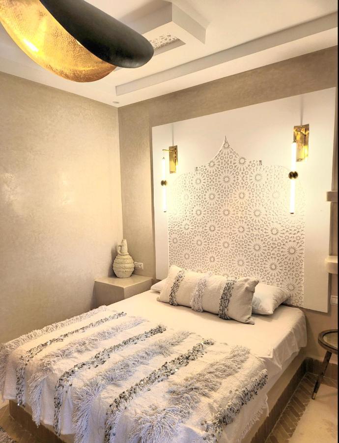 Riad Isahiac Avec Piscine En Exclusivite Marrakesh Extérieur photo